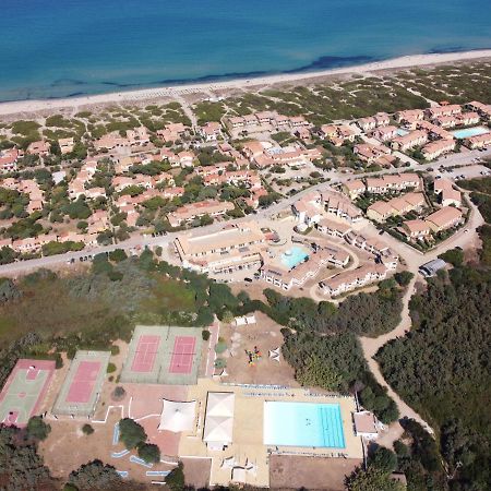 Baia Delle Mimose Badesi Exterior foto