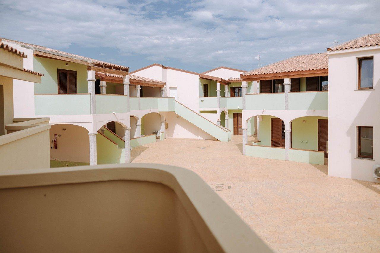 Baia Delle Mimose Badesi Exterior foto