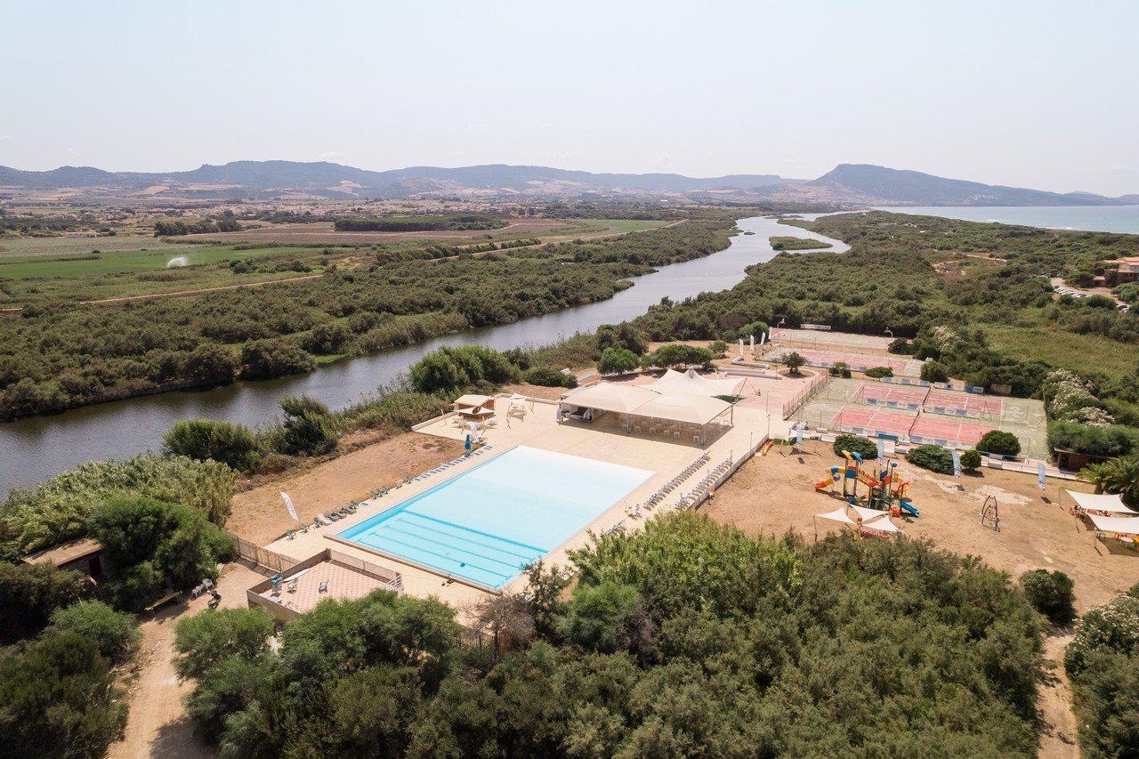 Baia Delle Mimose Badesi Exterior foto
