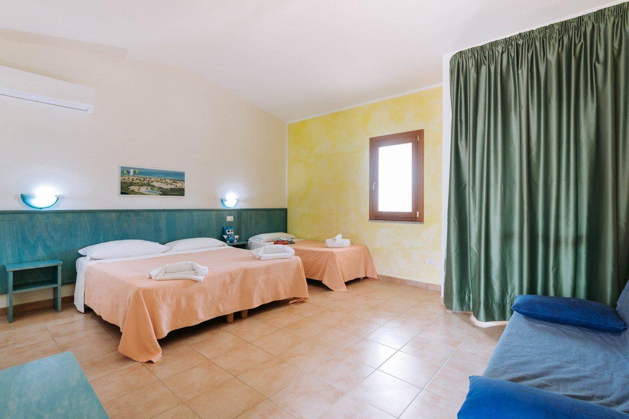 Baia Delle Mimose Badesi Exterior foto