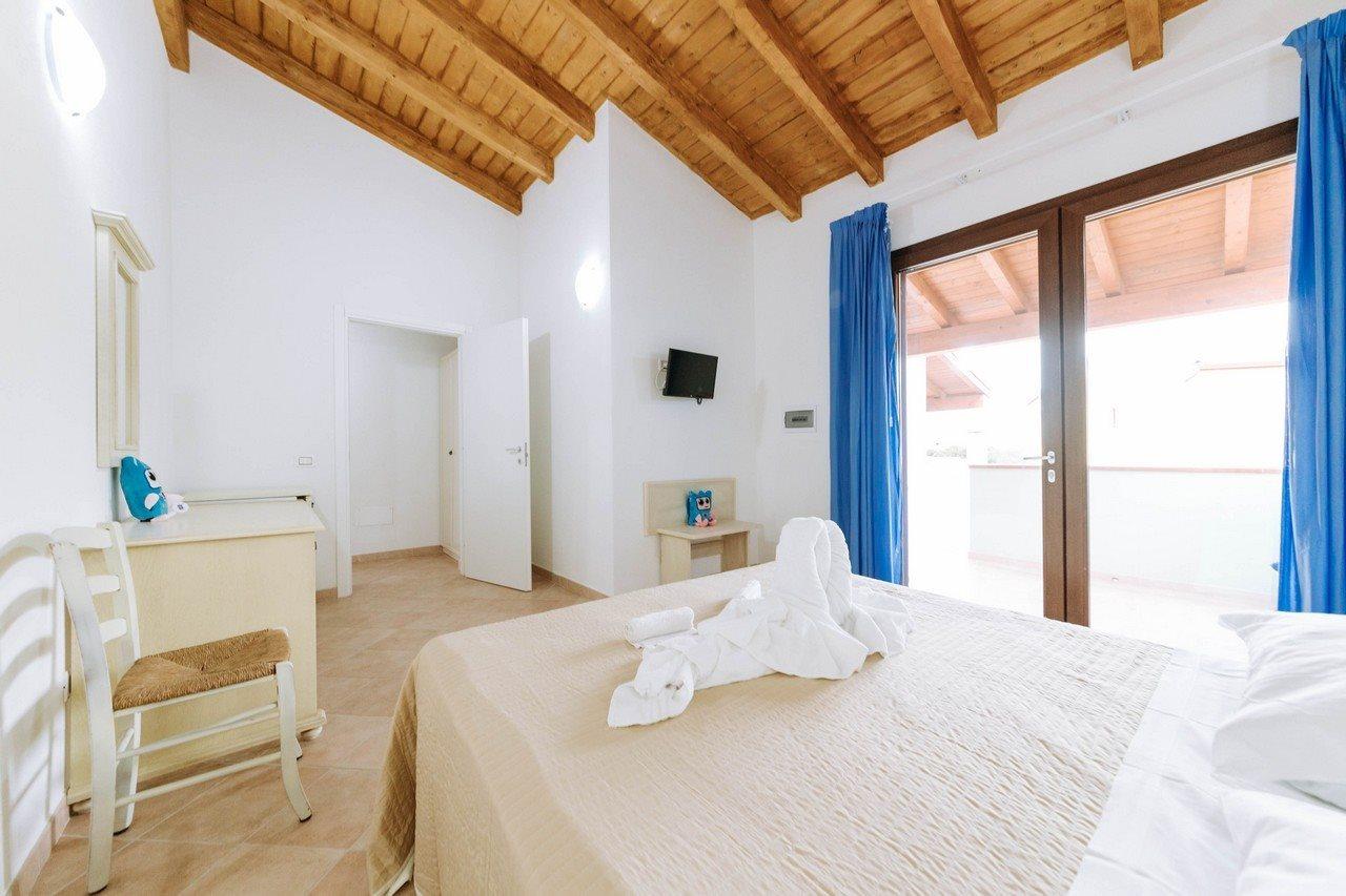 Baia Delle Mimose Badesi Exterior foto