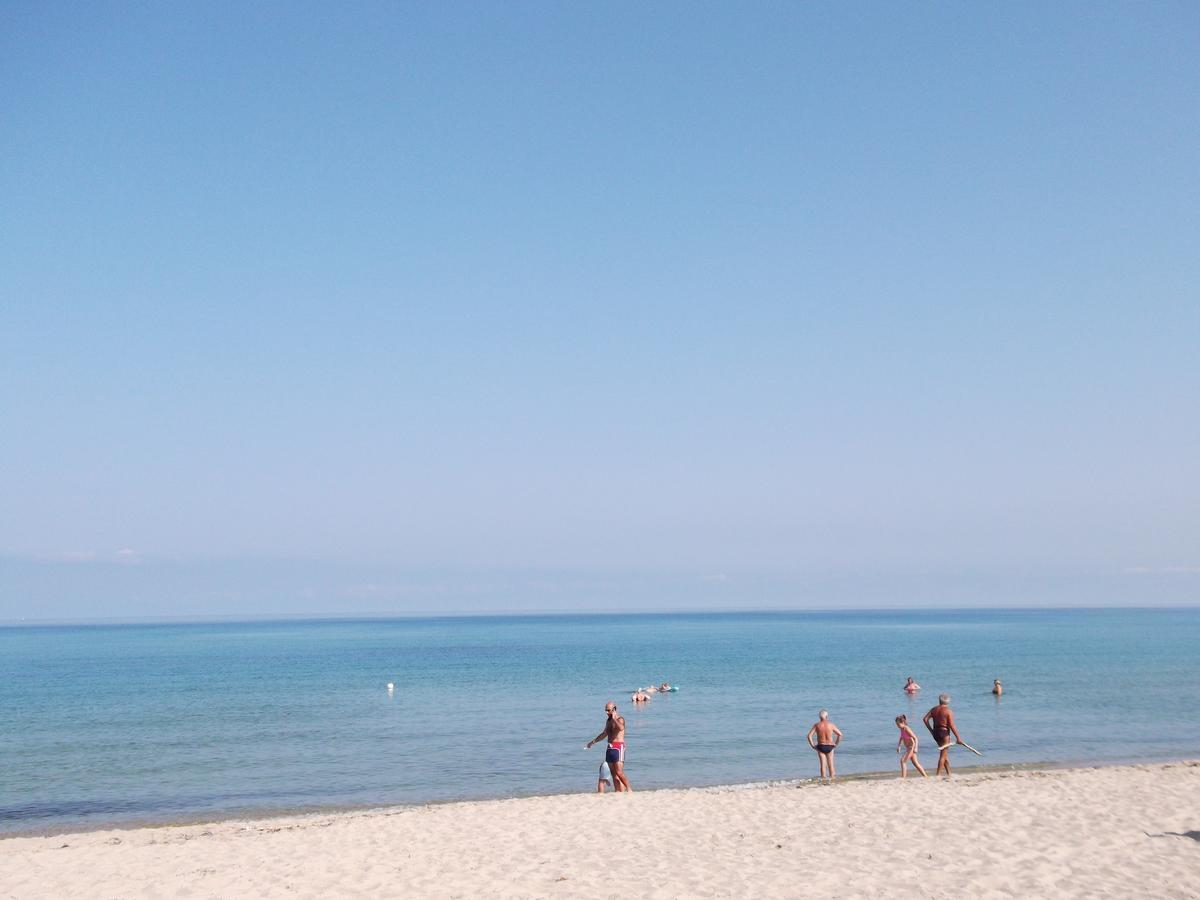 Baia Delle Mimose Badesi Exterior foto